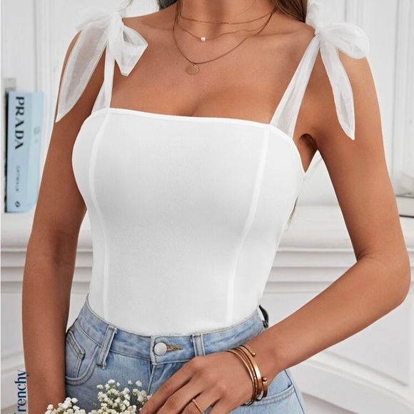 Fitted Tie Top - Picture 5 of 5